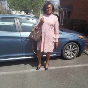 Meet your Posher, Deborah